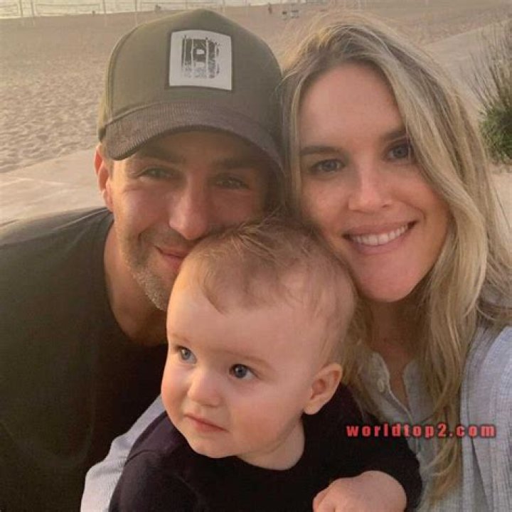A Look Into Josh Peck's Family