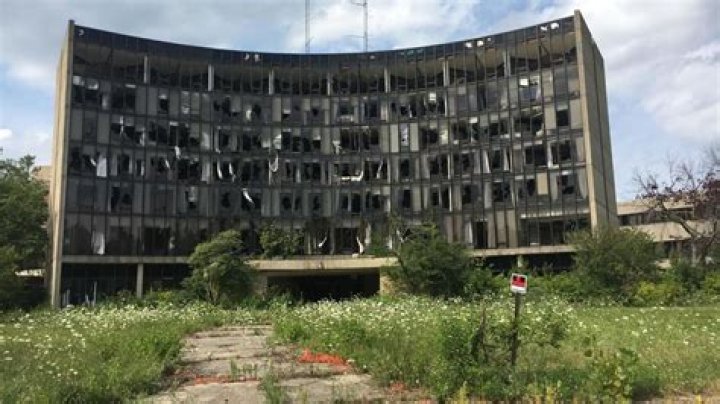 Abandoned Old Reid Hospital: Richmond, Indiana - Then & Now