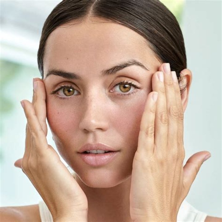Ana de Armas: Beauty Secrets, Eyebrows & Love Life - Uncovered!