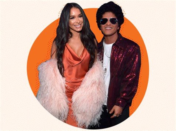 Bruno Mars' Partner: Jessica Caban - A Love Story