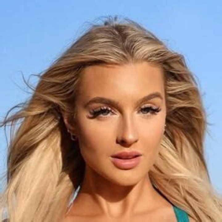 Cas Summer: TikTok, OnlyFans, and More