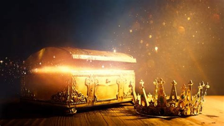 Discover 32 Treasures For The True Fanatic