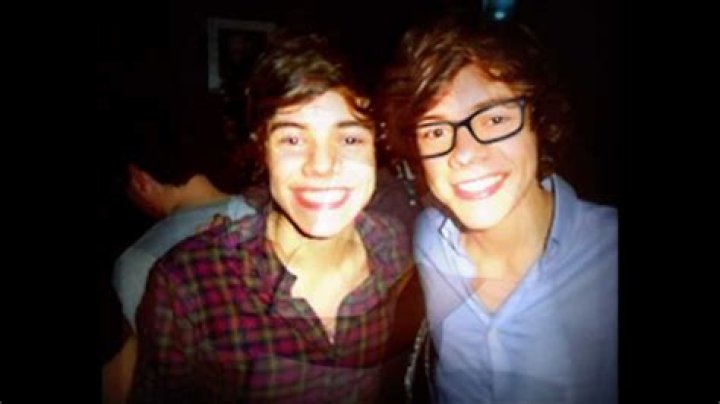 Does Harry Styles Have a Twin Brother?