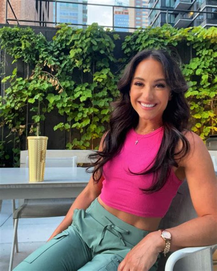 Emily Compagno: Age, Career & Life Updates in 2025!
