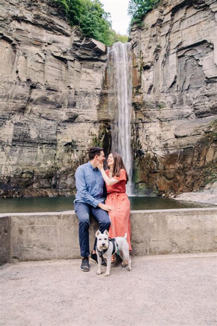 Finger Lakes Wedding Photographer: Capturing Your Special Day!