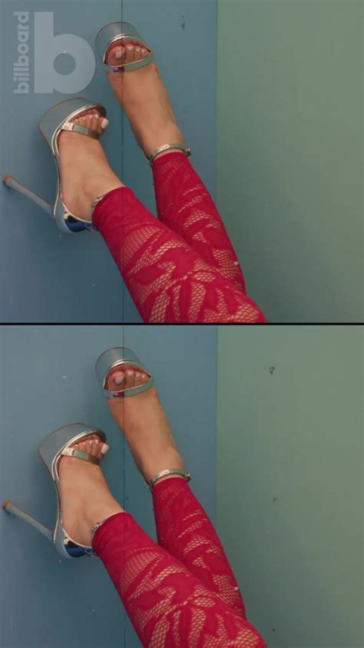 Ice Spice: Style, Height, Shoes & Feet Pics