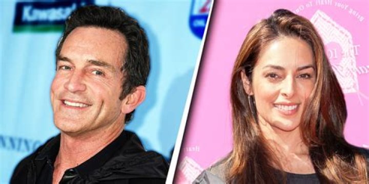 Jeff Probst's Love Life: Before & After Lisa Ann Russell - [Relationships]