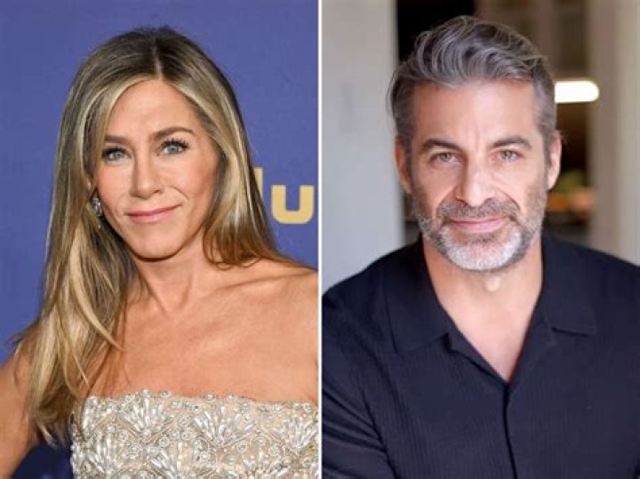 Jennifer Aniston's Husbands & Relationships