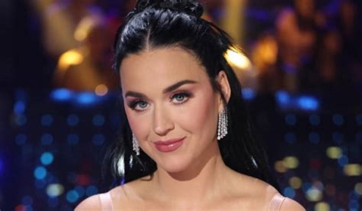 Katy Perry Facts: Unveiling the Pop Star's Life & Career