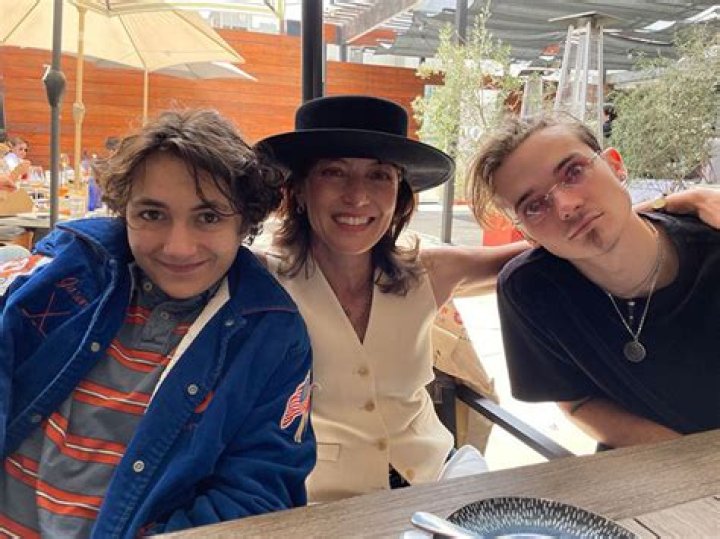 Meet Amelia Jane Henson: Mia Sara's Daughter