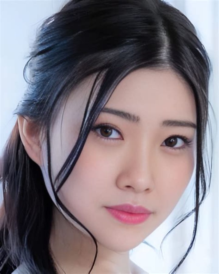 Rei Kamiki: Talented Japanese Actress and Model