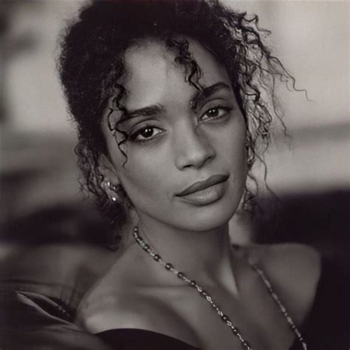 Stunning Lisa Bonet Photos: 1980s & Beyond