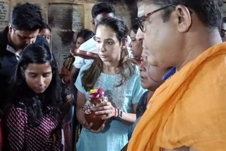 Unveiling The Life Of Rujira Banerjee: Abhishek Banerjee's Enigma