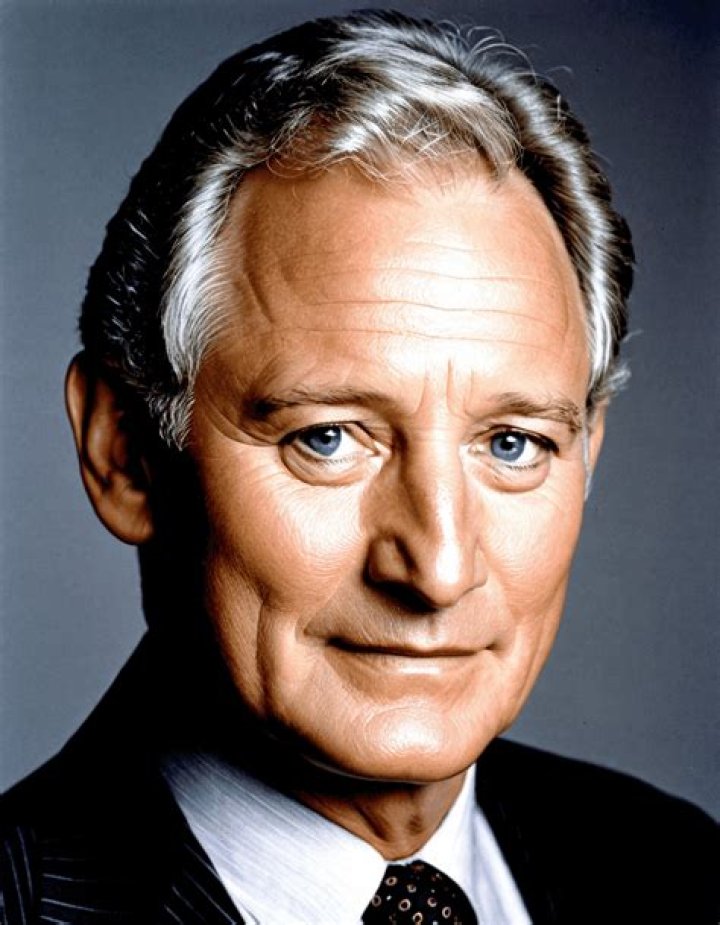 Victor Garber: Bio, Career & More